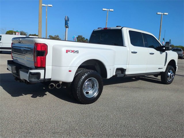 Certified 2024 Ford F350 Platinum w/ FX4 Off-Road Package image 4