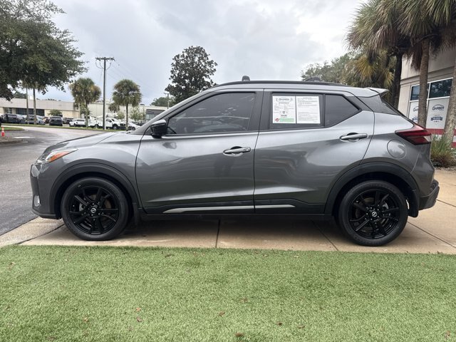 Used 2021 Nissan Kicks SR w/ SR Premium Package FWD image 7