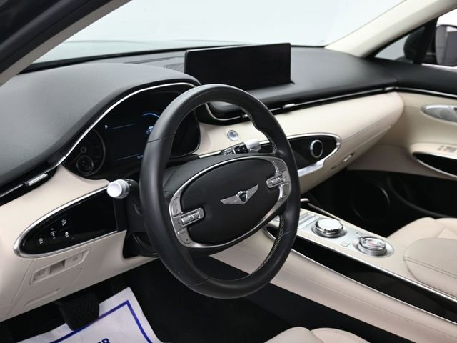 Used 2024 Genesis GV70 2.5T AWD/4WD image 14
