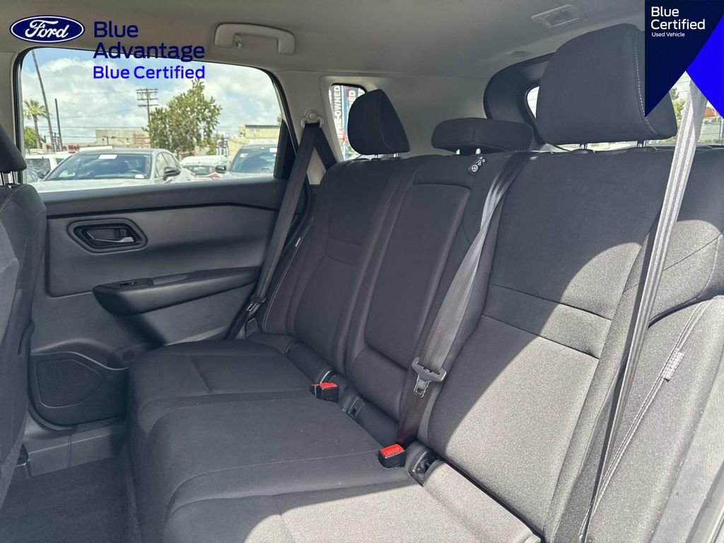 Used 2024 Nissan Rogue S AWD/4WD image 14