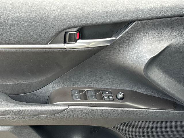 Used 2024 Toyota Camry SE FWD image 16