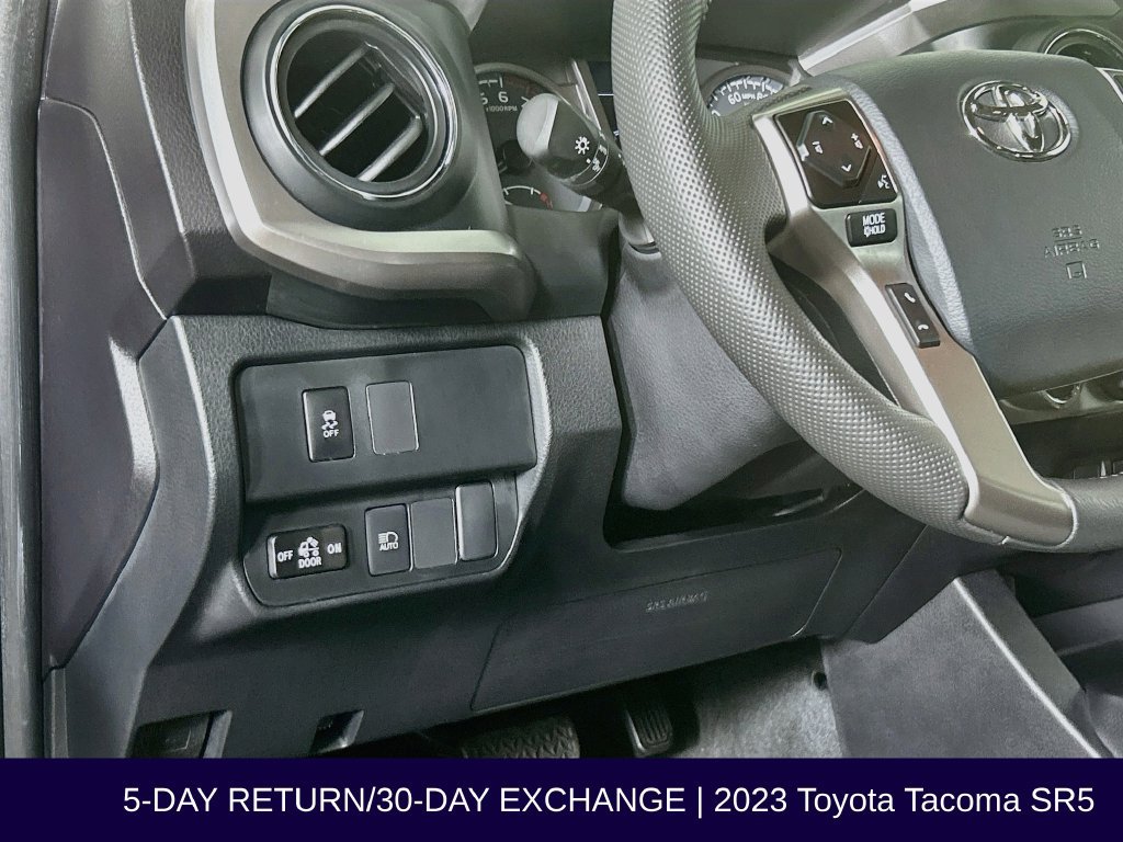 Used 2023 Toyota Tacoma SR5 AWD/4WD image 12