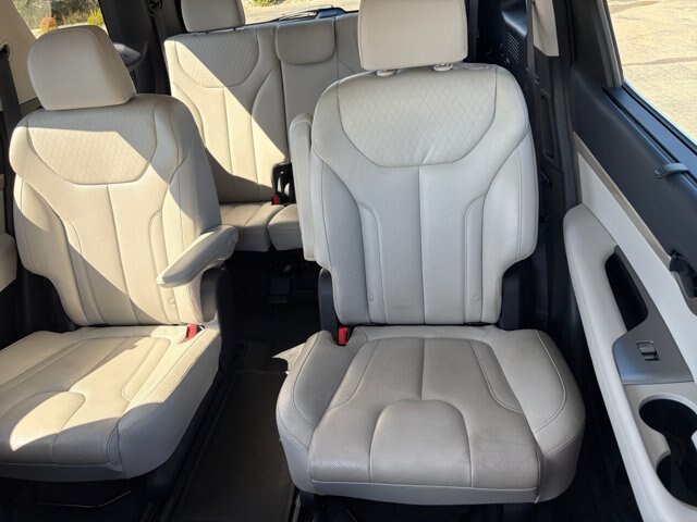 Used 2020 Hyundai Palisade SEL FWD image 13