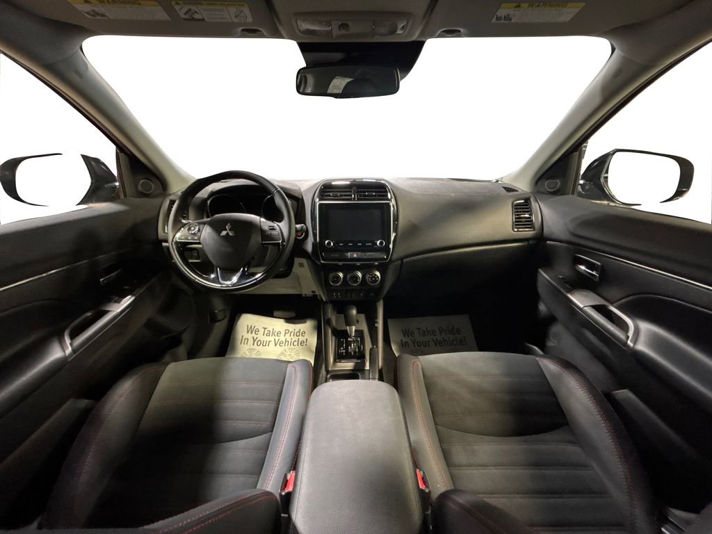 Used 2025 Mitsubishi Outlander Sport SE AWD/4WD image 22