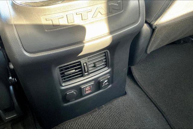 Used 2024 Nissan Titan SV w/ SV Convenience Package RWD image 11
