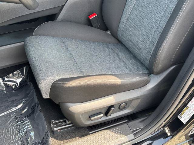 Used 2023 Nissan Rogue SV FWD image 15