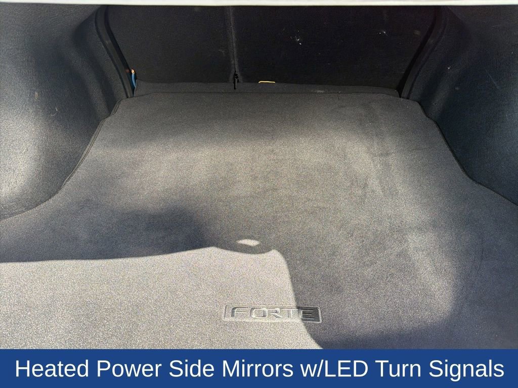 Used 2022 Kia Forte LXS w/ LXS Technology Package image 10