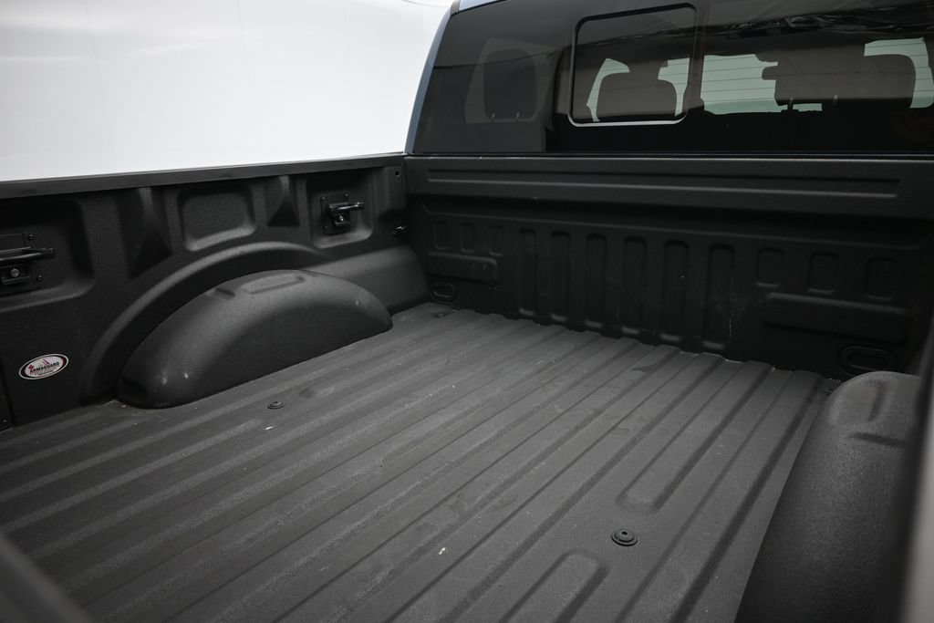 Certified 2023 Ford F150 Platinum w/ FX4 Off-Road Package AWD/4WD image 3