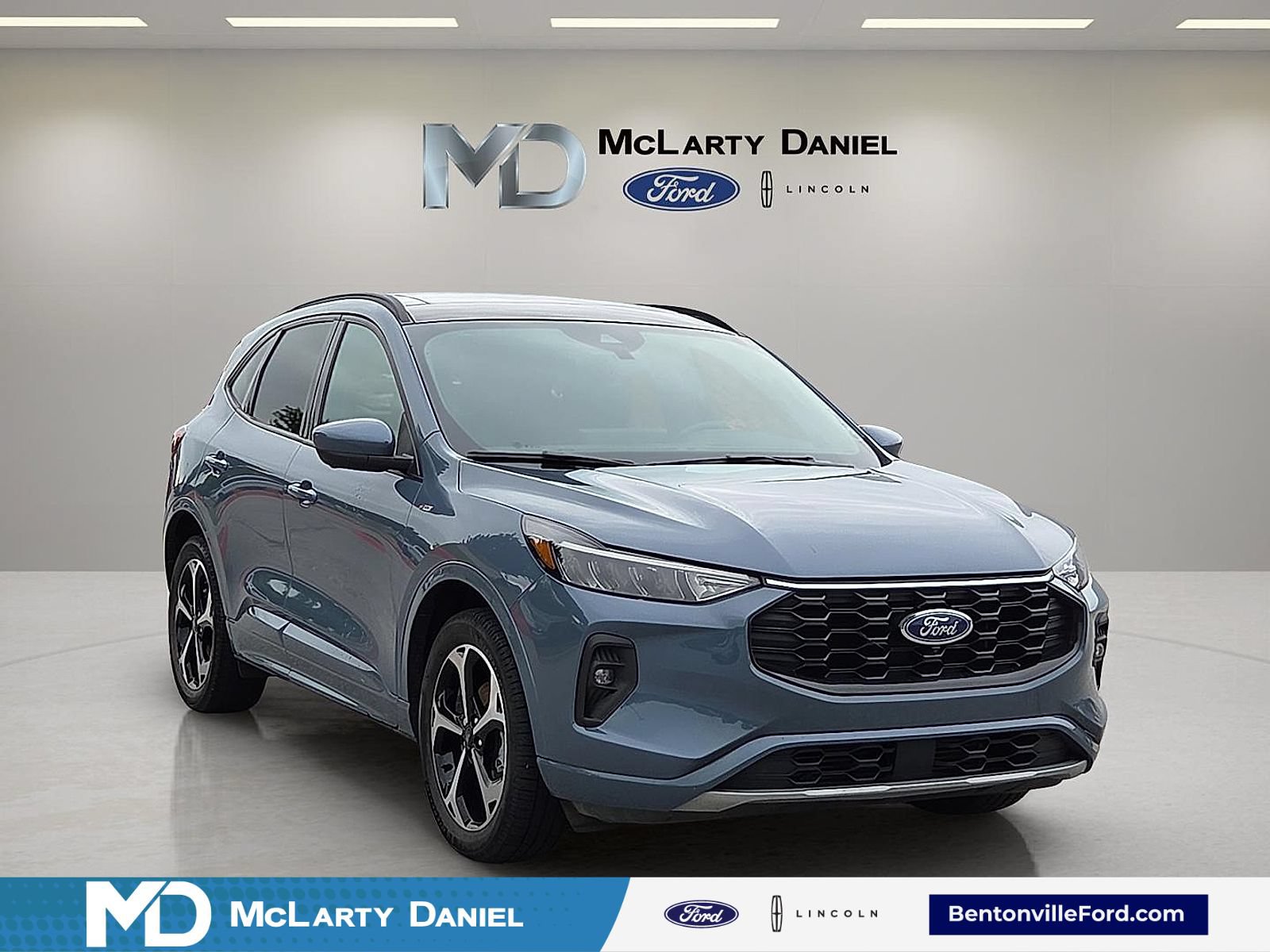 Certified 2023 Ford Escape ST-Line Select w/ Tech Pack #2 AWD/4WD video 1
