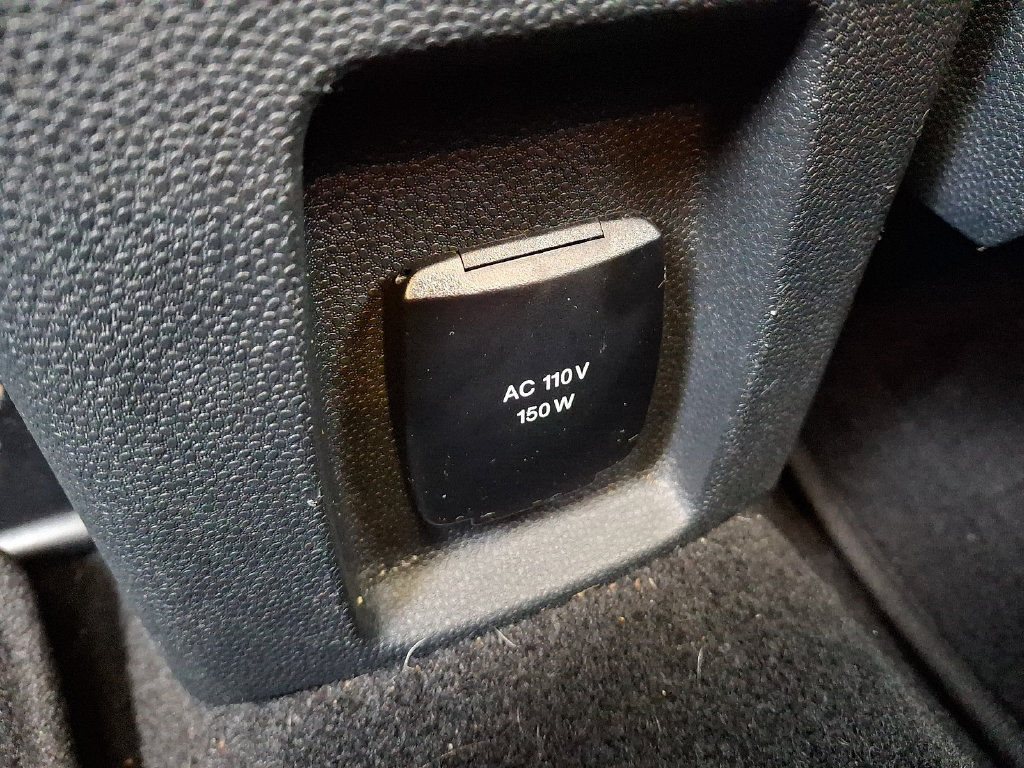 Certified 2018 Ford EcoSport SE w/ SE Convenience Package AWD/4WD image 11
