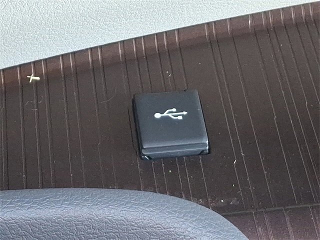 Used 2021 Toyota Sienna LE image 27