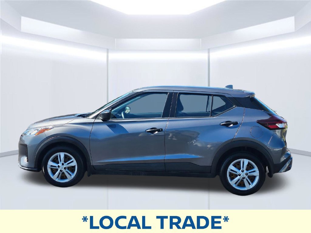 Used 2022 Nissan Kicks S FWD image 17
