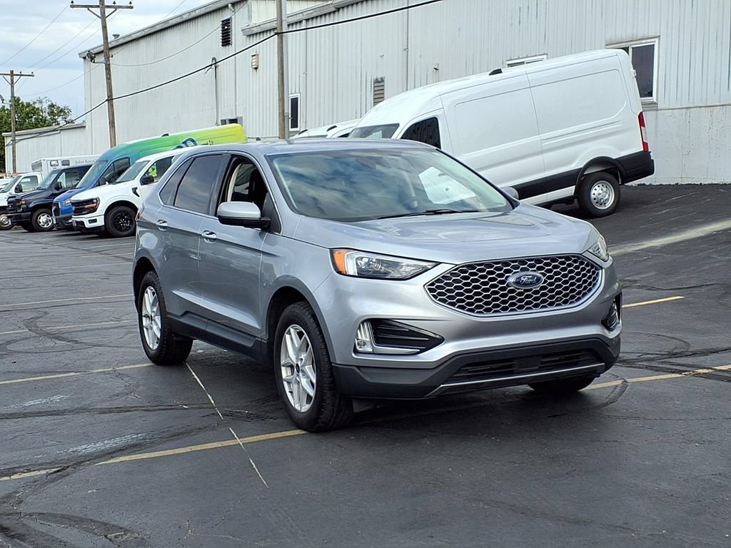 Certified 2024 Ford Edge SEL w/ Convenience Package AWD/4WD image 1
