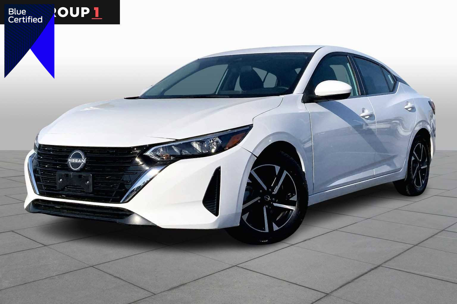 Used 2024 Nissan Sentra SV image 1