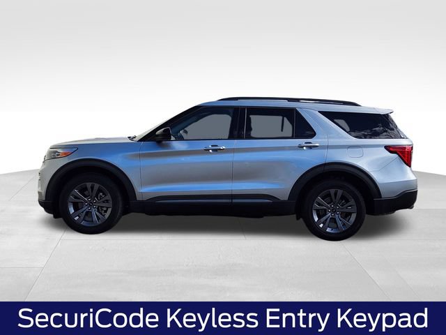 Certified 2023 Ford Explorer XLT w/ Equipment Group 202A AWD/4WD image 7