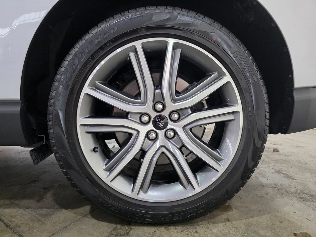 Certified 2024 Ford Edge Titanium w/ Equipment Group 301A AWD/4WD image 14