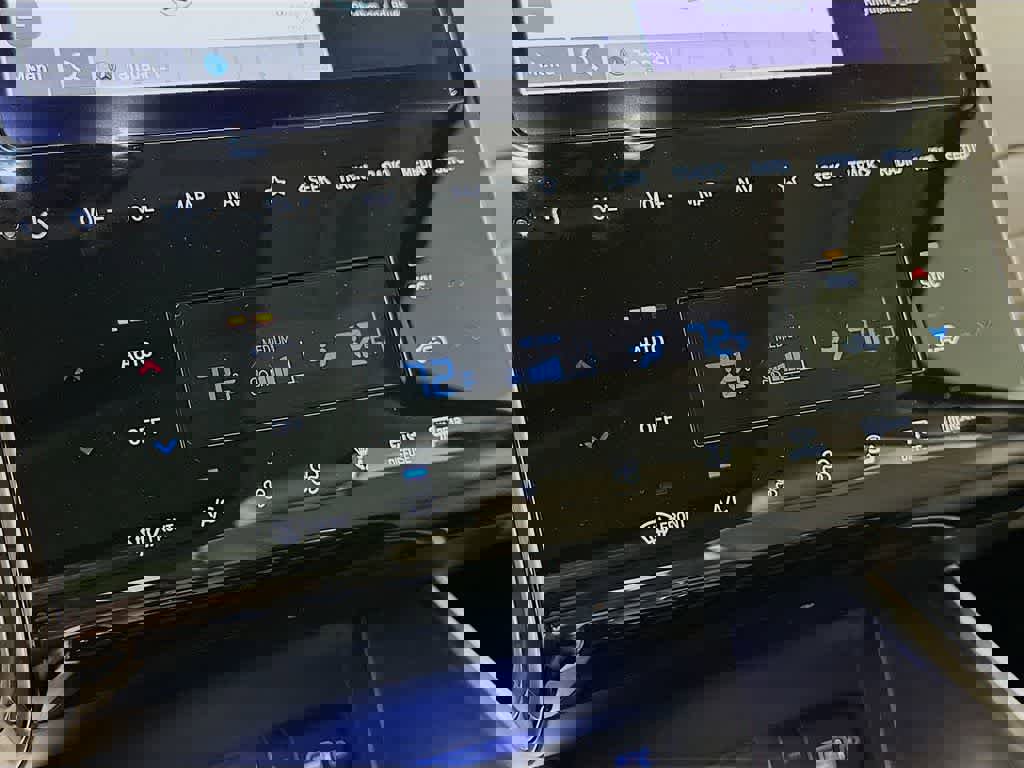 Used 2022 Hyundai Tucson Limited image 17