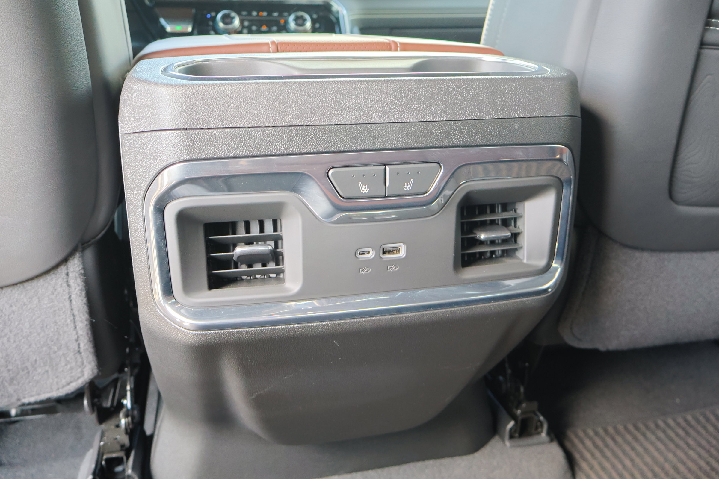 Used 2024 GMC Sierra 2500 Denali Ultimate w/ Max Trailering Package image 36