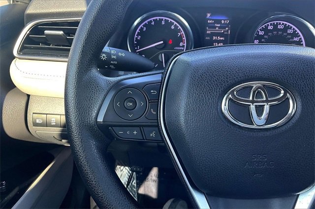 Used 2019 Toyota Camry LE image 18