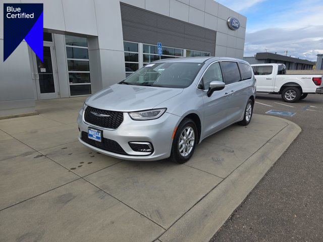 Used 2023 Chrysler Pacifica Touring-L