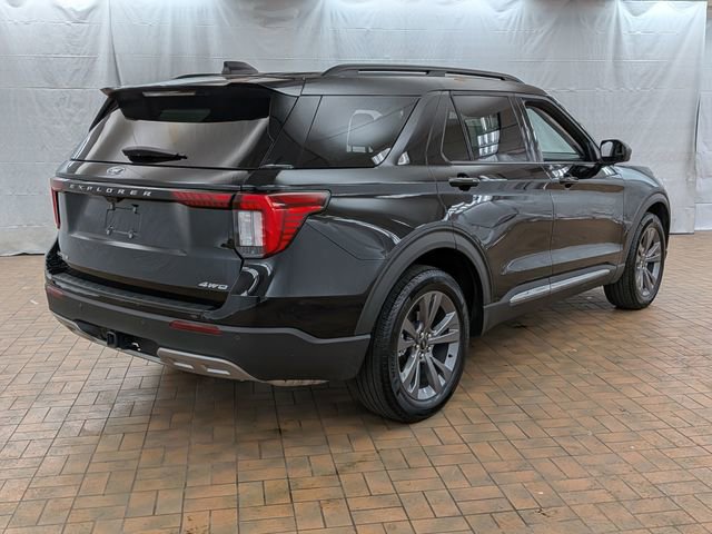 Certified 2025 Ford Explorer Active w/ Active Comfort Package image 5