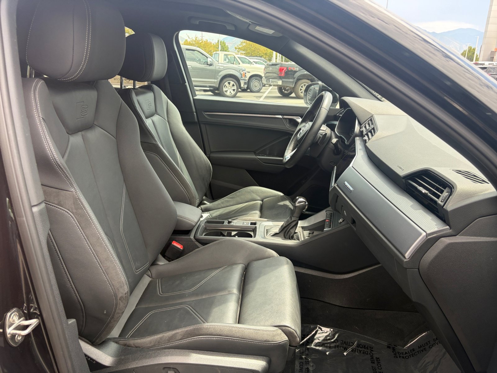Used 2020 Audi Q3 2.0T Premium Plus w/ Premium Plus Package AWD/4WD image 26