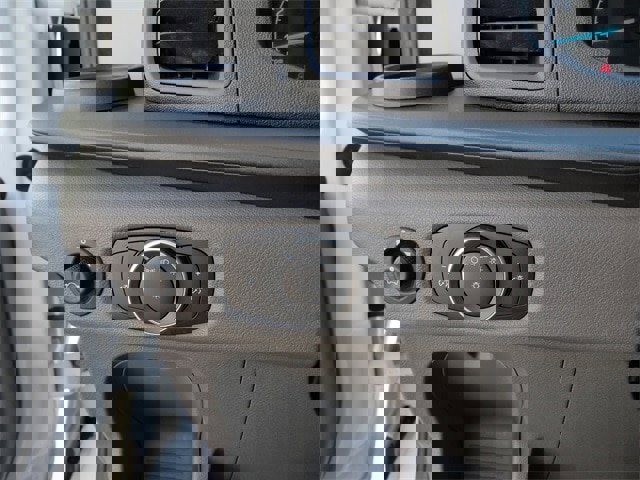 Certified 2020 Ford Transit 250 Low Roof image 24