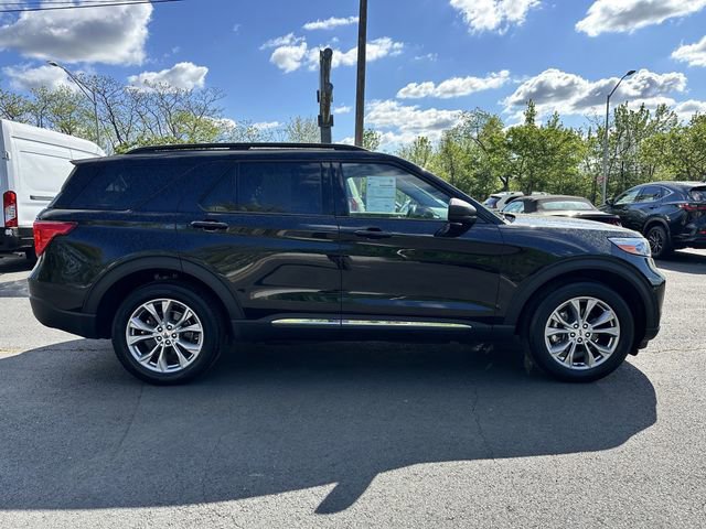 Certified 2023 Ford Explorer XLT w/ Equipment Group 202A image 6
