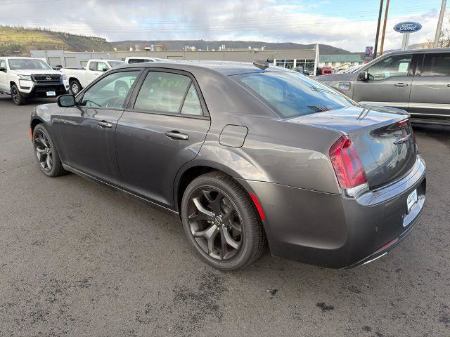 Used 2021 Chrysler 300 S image 5