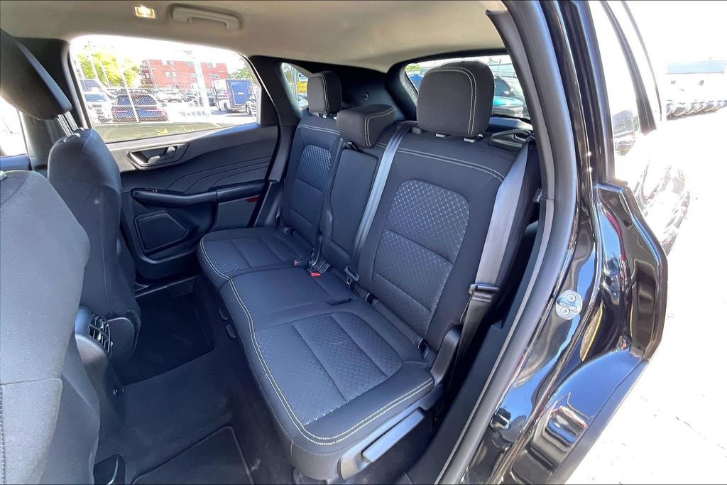 Certified 2023 Ford Escape Active AWD/4WD image 25