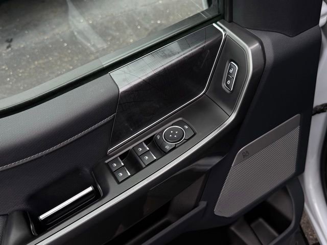 Certified 2022 Ford F150 XLT w/ Equipment Group 302A High image 11