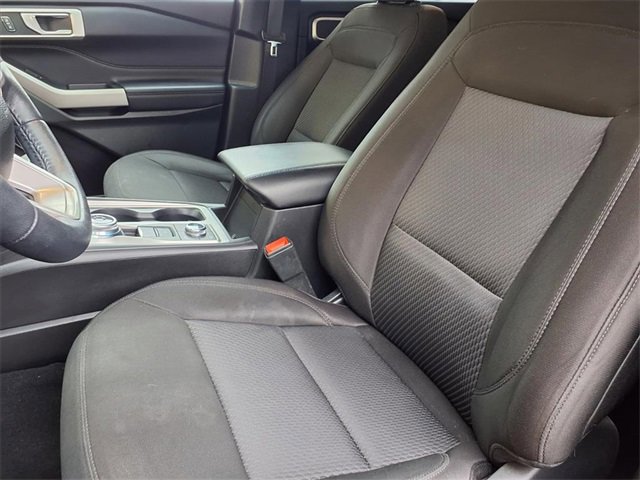 Certified 2023 Ford Explorer XLT image 9