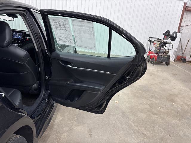 Used 2022 Toyota Camry SE image 24