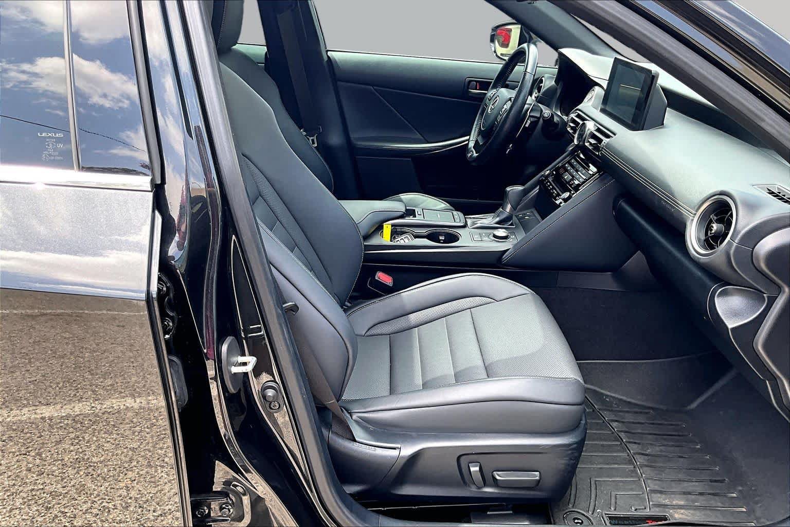 Used 2021 Lexus IS 350 F Sport w/ Accessory Package 2 RWD image 9