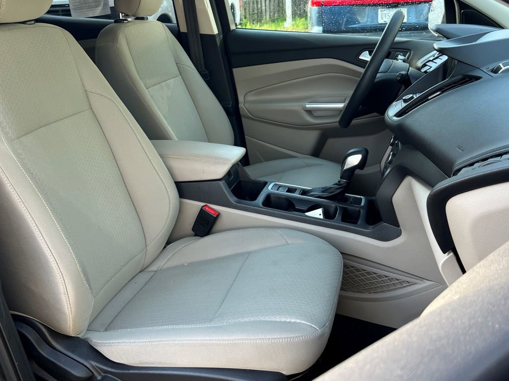 Certified 2019 Ford Escape SE FWD image 13