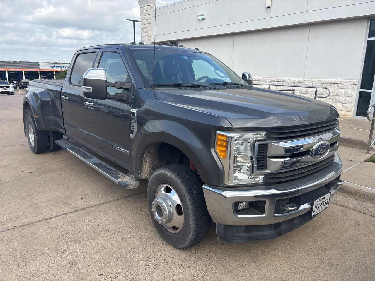 Certified 2017 Ford F350 XLT w/ XLT Premium Package image 4