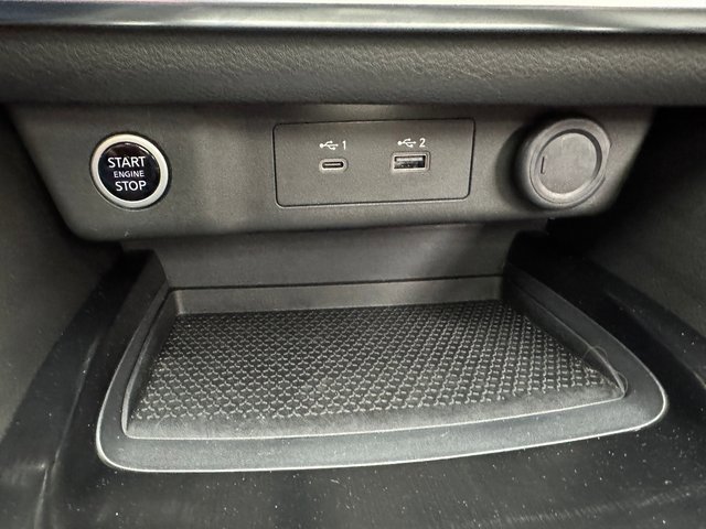 Used 2022 Nissan Rogue SV w/ SV Premium Package image 19