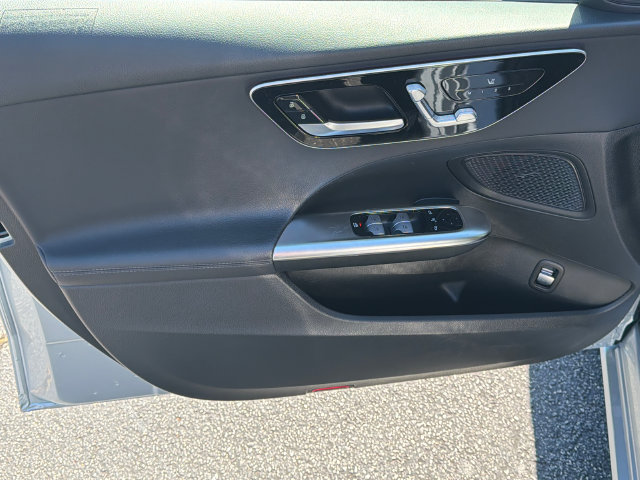 Used 2022 Mercedes-Benz C 300 4MATIC Sedan image 12
