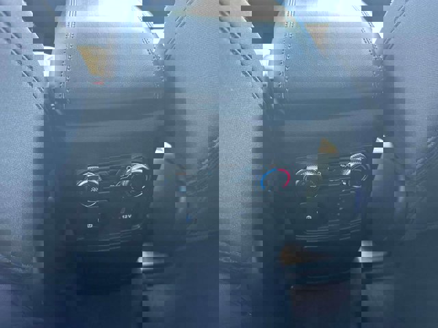 Certified 2022 Ford Explorer XLT w/ Class IV Trailer Tow Package image 13