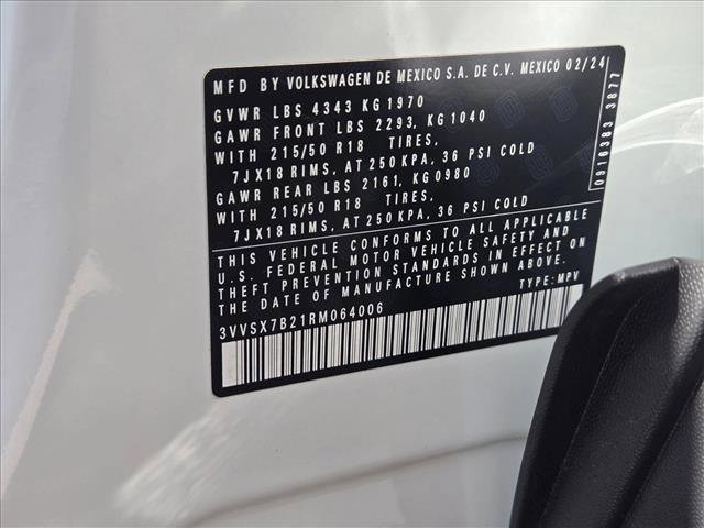 Used 2024 Volkswagen Taos SE FWD image 24