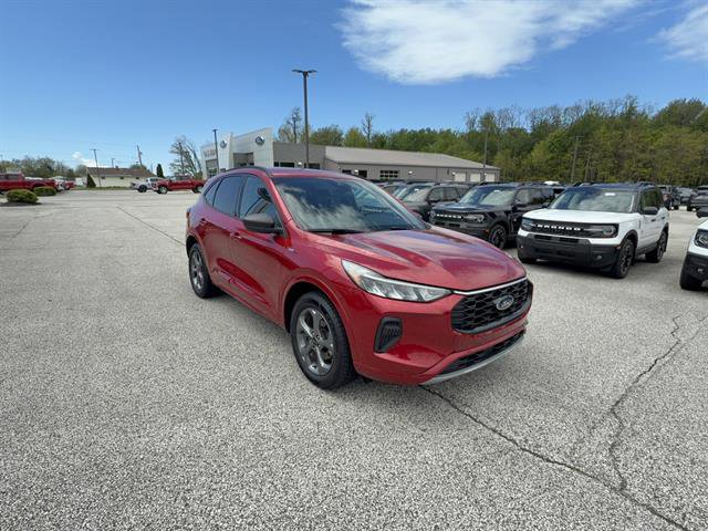 Certified 2024 Ford Escape ST-Line w/ Tech Pack #1 AWD/4WD image 9