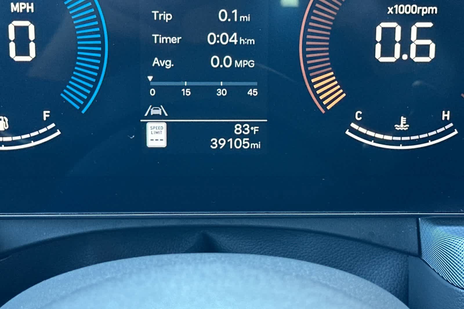 Used 2025 Hyundai Sonata SEL FWD image 24