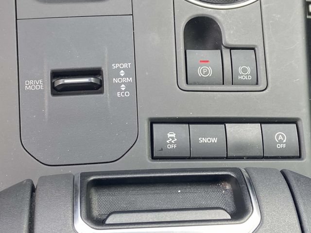 Used 2020 Toyota Highlander XLE FWD image 26