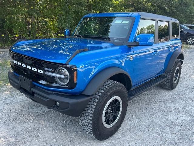 Certified 2023 Ford Bronco Outer Banks w/ Sasquatch Package AWD/4WD image 3