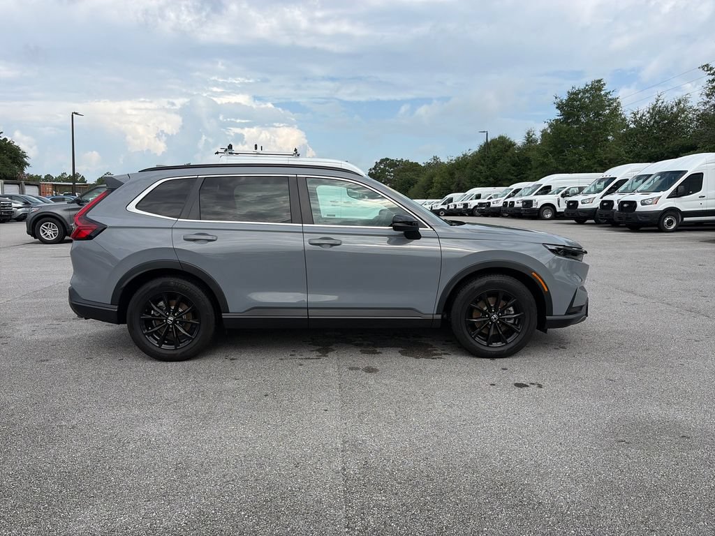 Used 2025 Honda CR-V Sport image 8