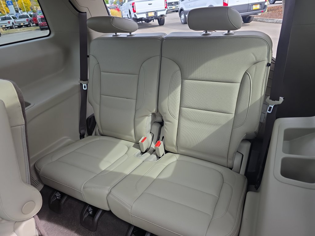 Used 2019 GMC Acadia Denali w/ Technology Package AWD/4WD image 33