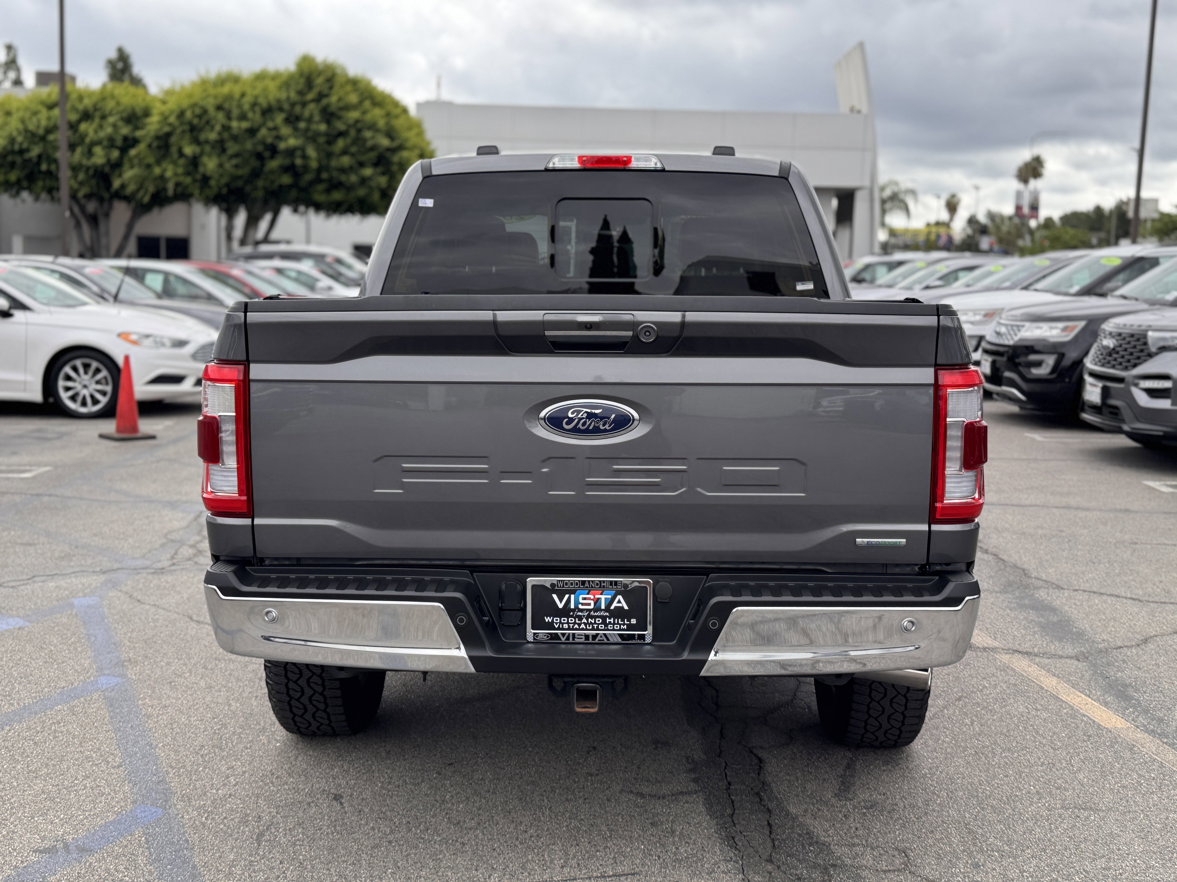 Certified 2022 Ford F150 Lariat w/ Equipment Group 502A High image 4