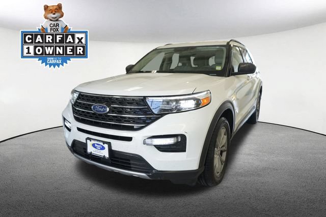 Certified 2023 Ford Explorer XLT w/ Equipment Group 202A AWD/4WD image 1
