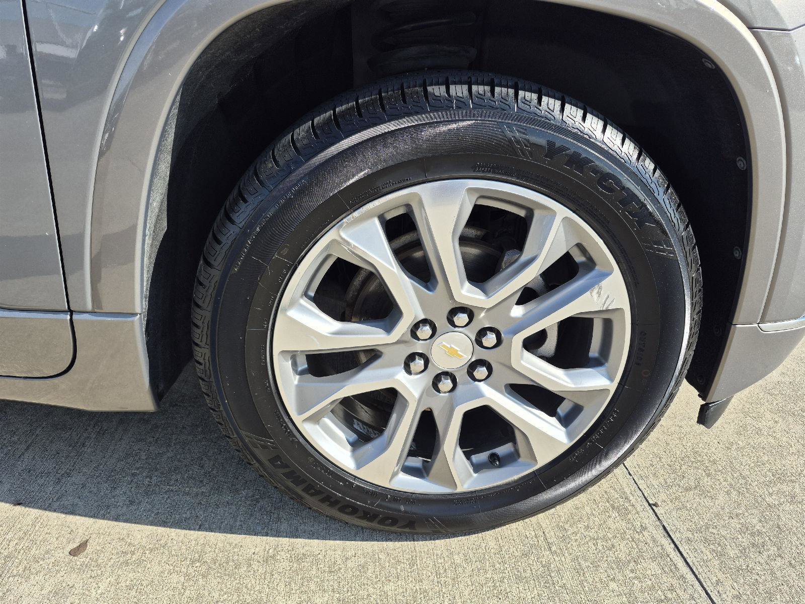 Used 2019 Chevrolet Traverse Premier image 8