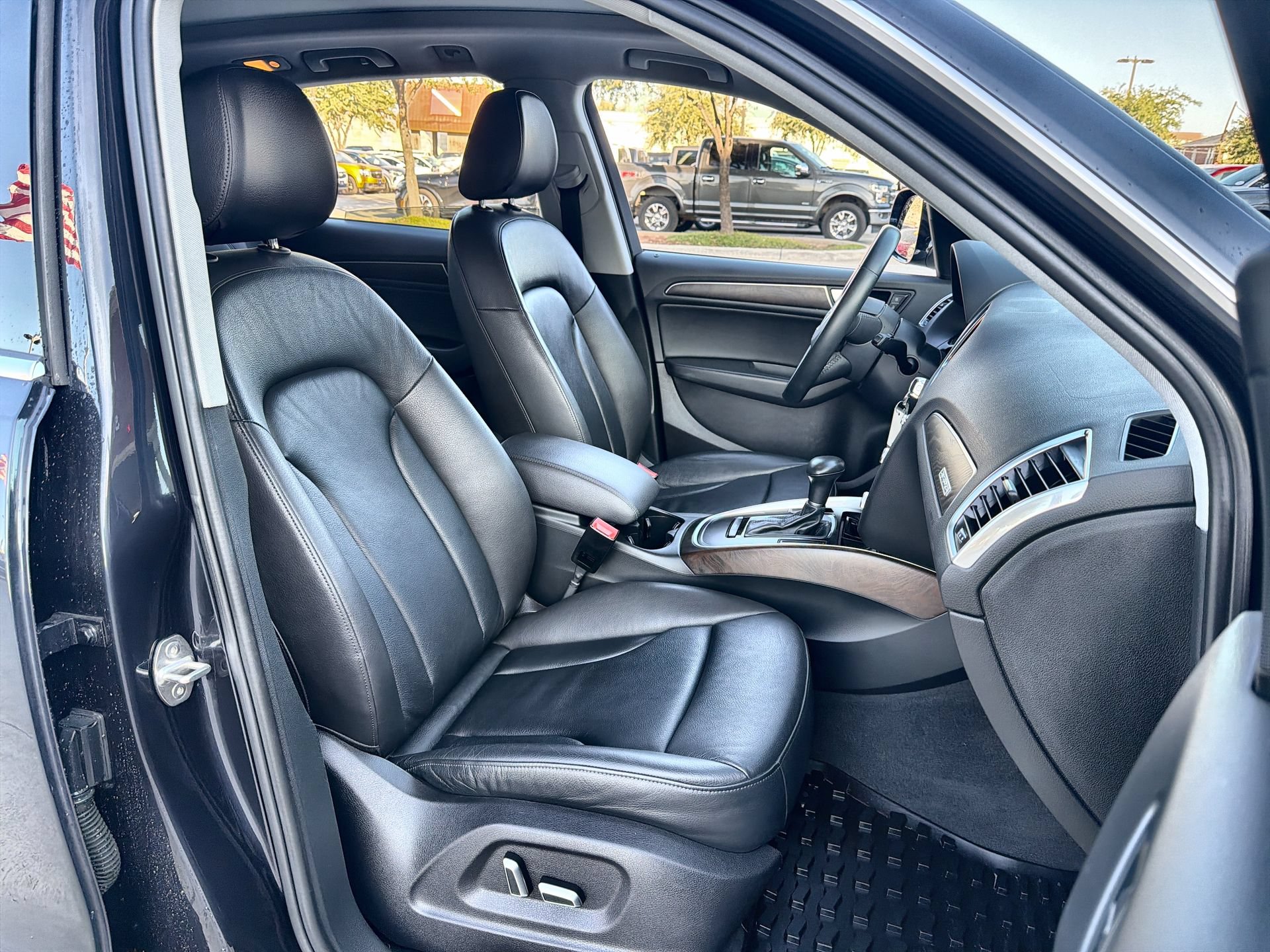 Used 2017 Audi Q5 2.0T Premium AWD/4WD image 23